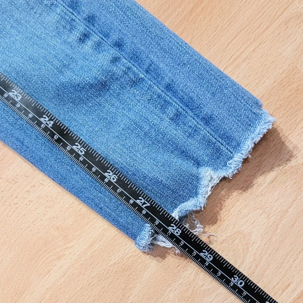 Madewell 9" High-Rise Skinny Jeans: Distressed-Hem Edition | Size: 23 - Picture 6 of 13